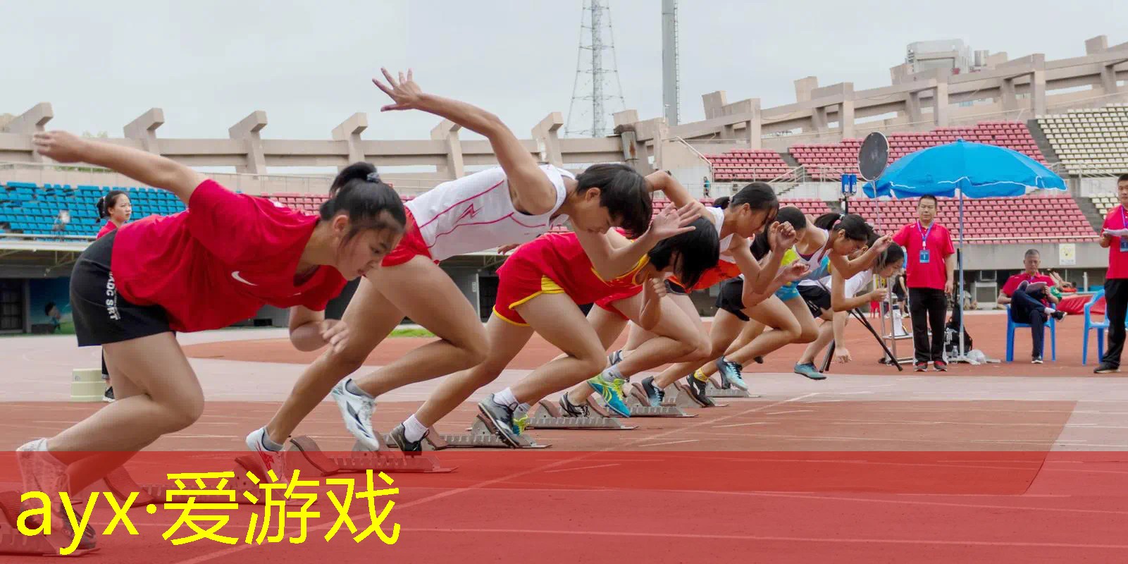 网球拍是杠杆原理吗_